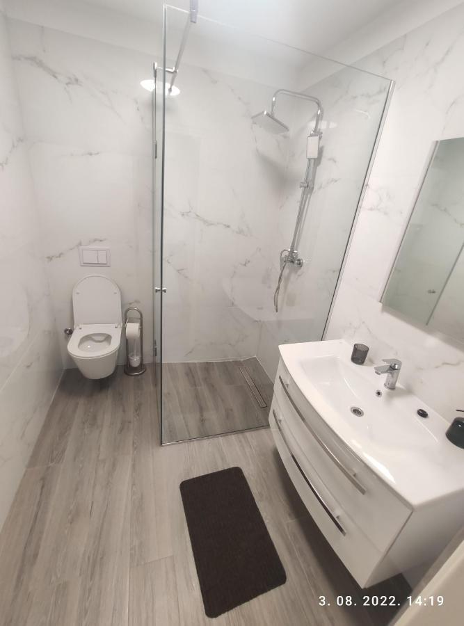 Aqua Apartments Omiš Buitenkant foto