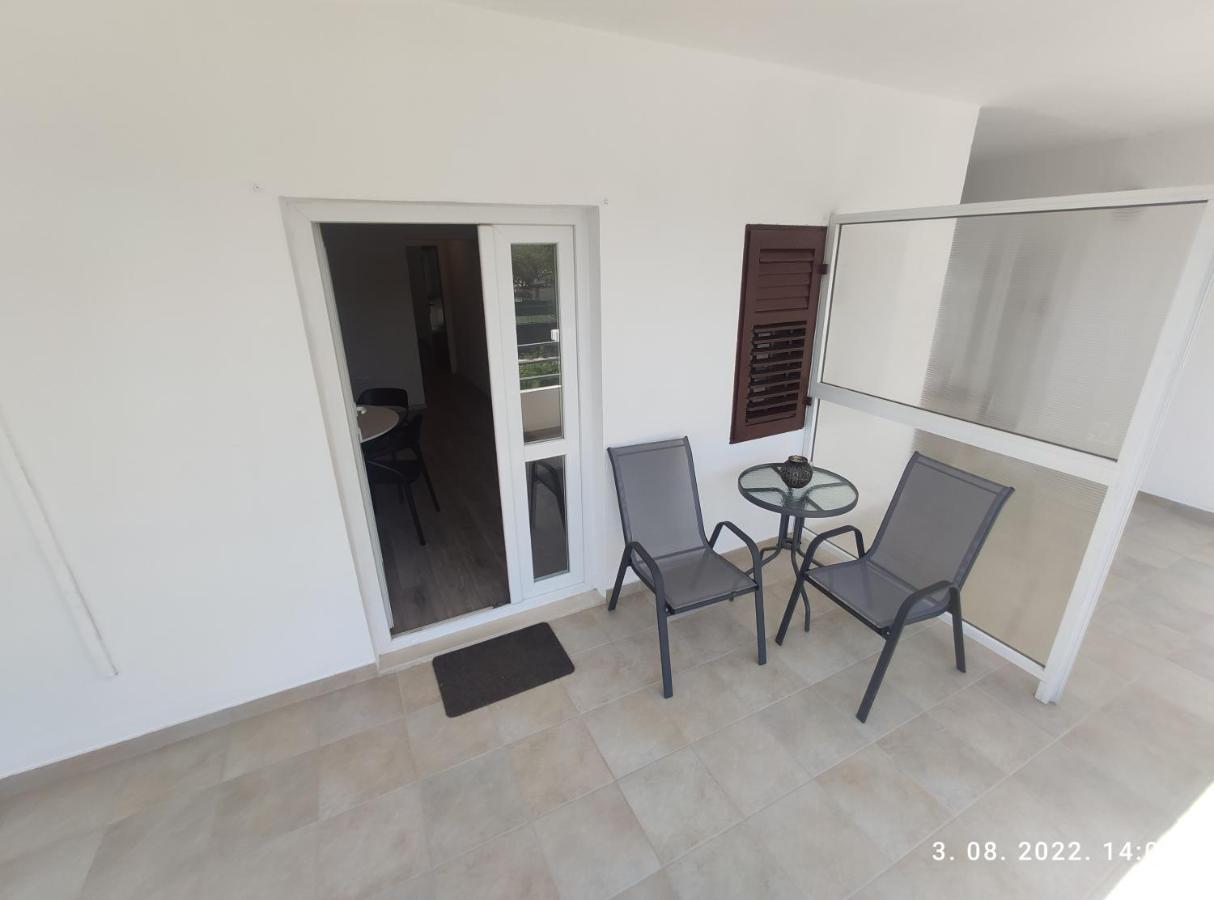Aqua Apartments Omiš Buitenkant foto