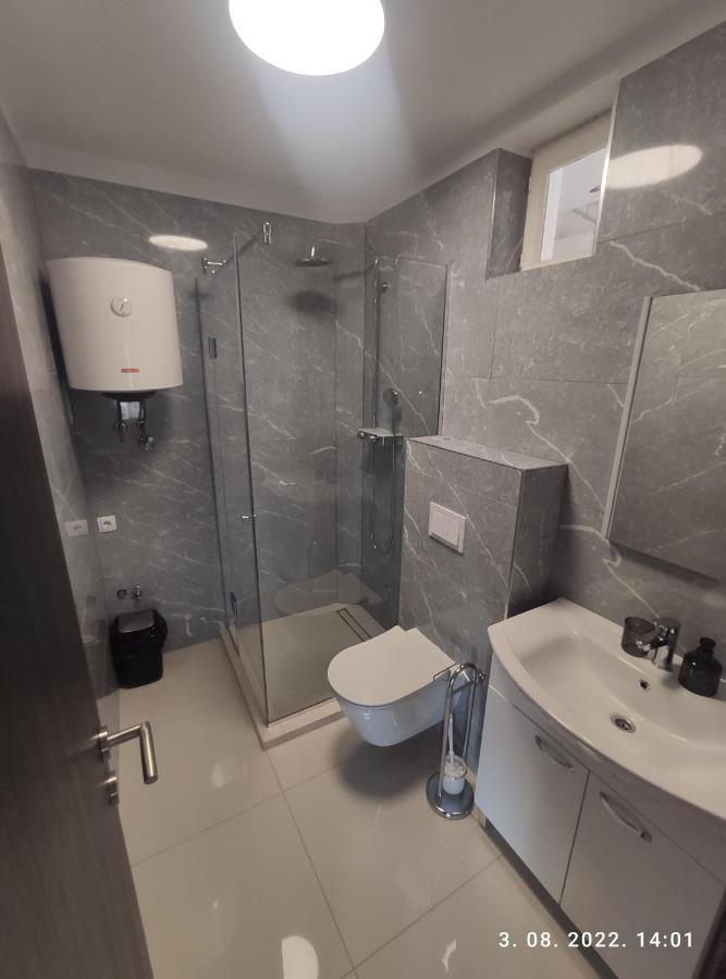 Aqua Apartments Omiš Buitenkant foto