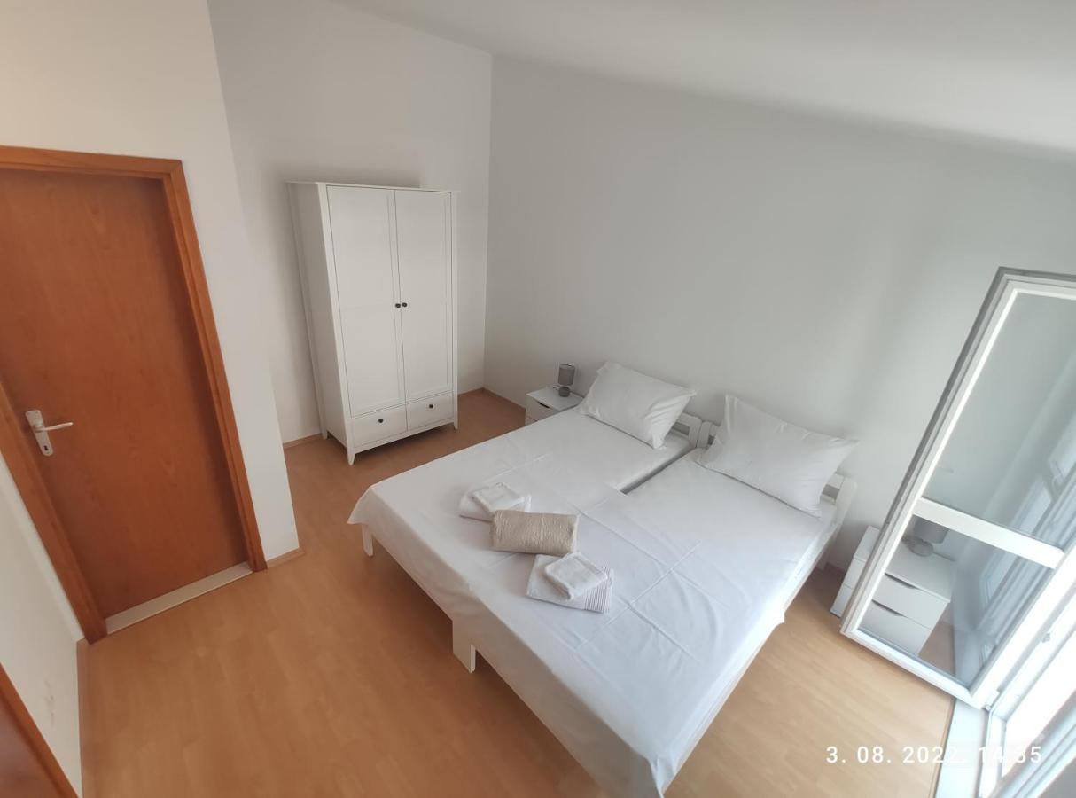 Aqua Apartments Omiš Buitenkant foto