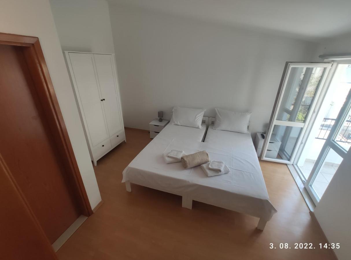 Aqua Apartments Omiš Buitenkant foto