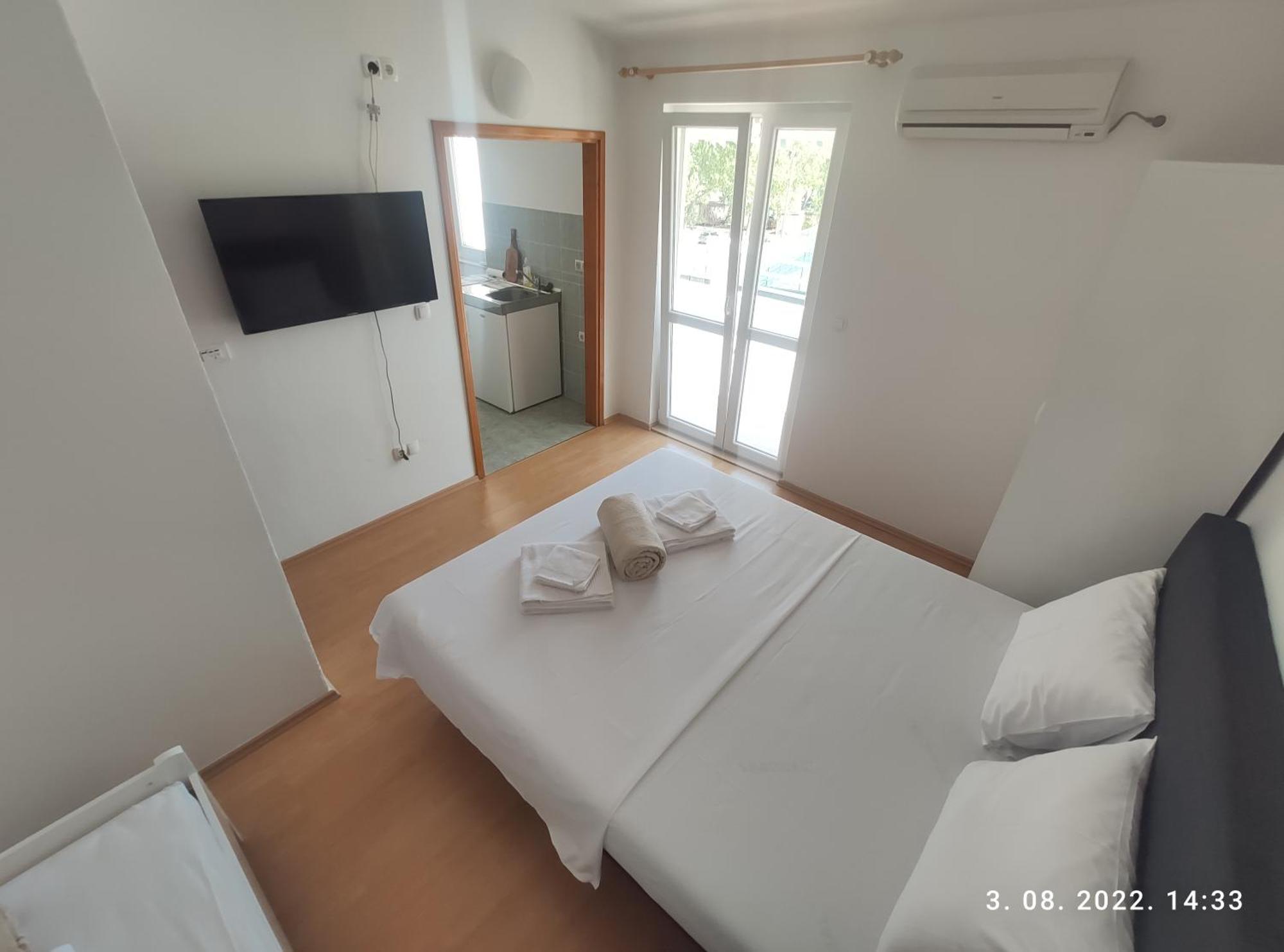 Aqua Apartments Omiš Kamer foto